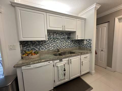 505 NW 36th Avenue, Deerfield Beach FL - photo 15 of 45