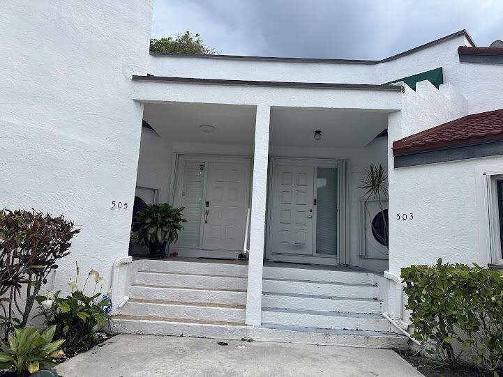2 bedroom Townhouse at 505 NW 36th Avenue, Yorkville, Deerfield Beach — photo 2