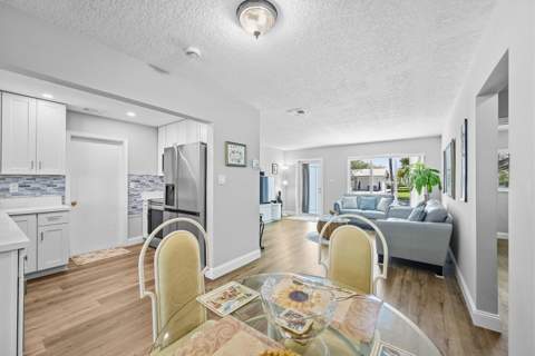 5711 NW 84th Terrace, Tamarac FL - photo 6 of 14