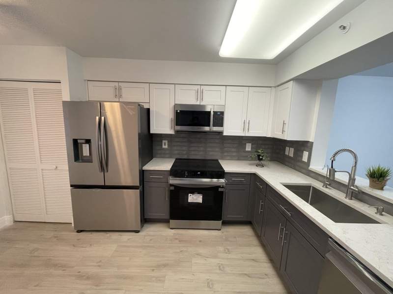 2 bedroom Condominium at 14111 Royal Vista Drive #202, Huntington Pointe, Delray Beach — photo 3
