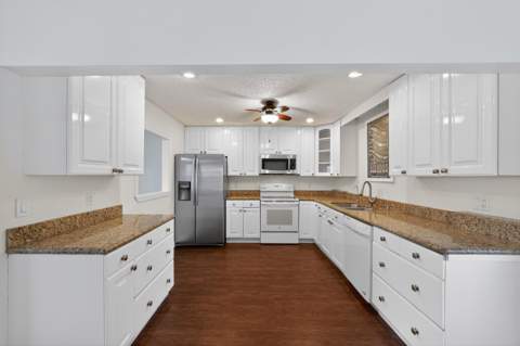 549 SE Marydale Terrace, Port St. Lucie FL - photo 6 of 30