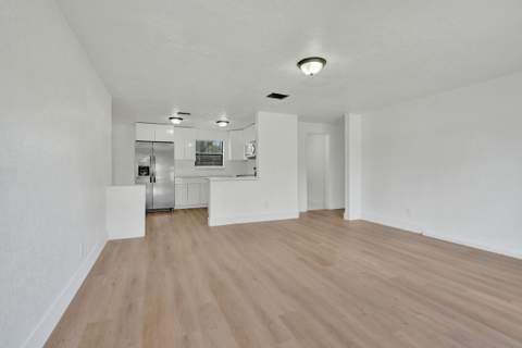2901 NW 21st Street, Fort Lauderdale FL - photo 7 of 36