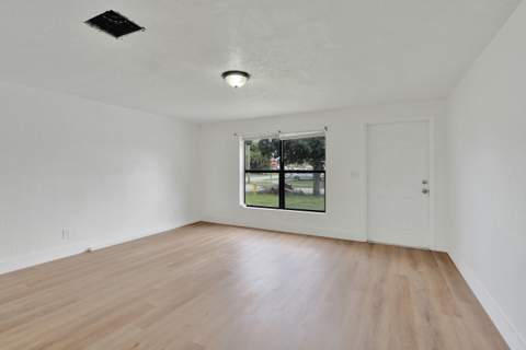 2901 NW 21st Street, Fort Lauderdale FL - photo 10 of 36