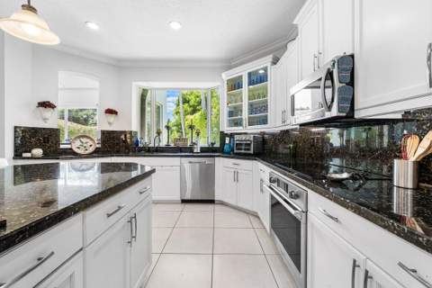6990 Cypress Cove Circle, Jupiter FL - photo 8 of 29