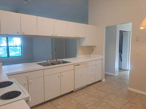 2838 Stoneway Lane, Fort Pierce FL - photo 8 of 56
