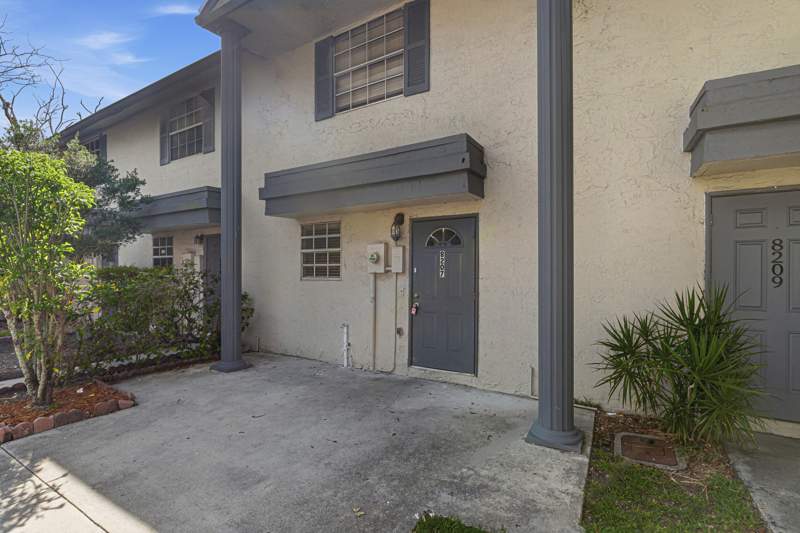 2 bedroom Townhouse at 8207 Fairway Road #8207, Spring Tree, Sunrise — photo 4