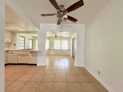 4603 NW 49th Street, Tamarac FL - photo 9 of 25