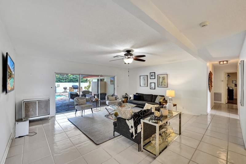 4 bedroom Single Family Residence at 7381 SW 6th Court, Eldorado Estates In Plantation, Plantation — photo 3