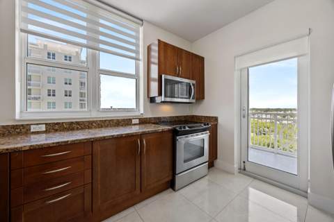 450 N Federal Highway #905, Boynton Beach FL - photo 16 of 62