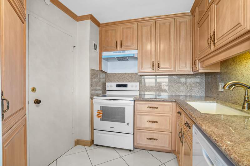 3 bedroom Condominium at 111 N Pompano Beach Boulevard #1609, Sea Monarch Condo, Pompano Beach — photo 4