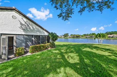 5537 Parkwalk Circle, Boynton Beach FL - photo 22 of 27