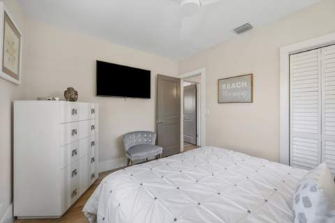 115 Highland Lane, Delray Beach FL - photo 19 of 39