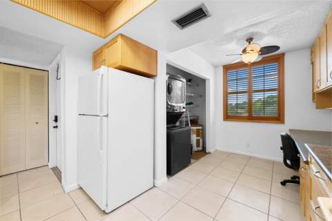 7350 NW 18th Street #207, Margate FL - photo 8 of 33