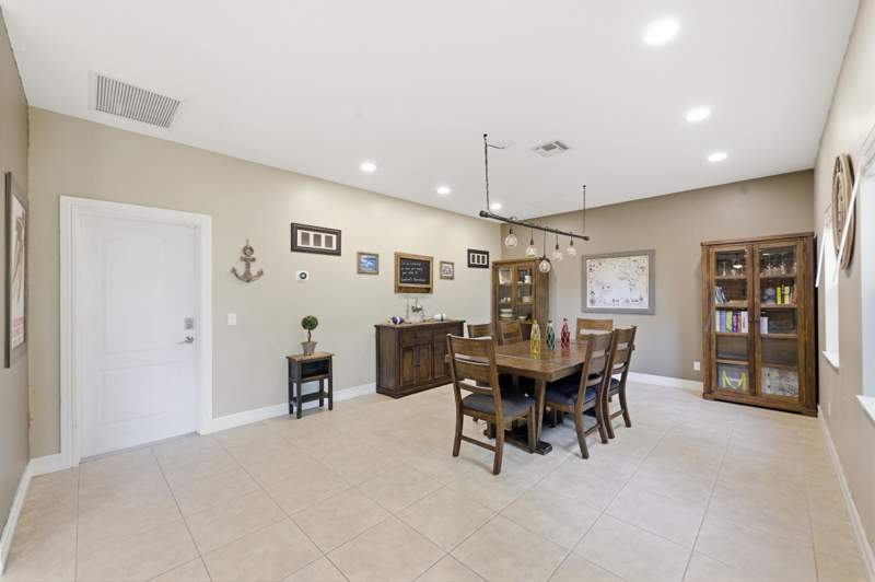 4 bedroom Single Family Residence at 2750 SW Cornell Avenue, Palm City Amended, Palm City — photo 2