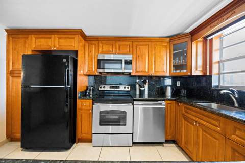 137 Golden Isles Drive #501, Hallandale Beach FL - photo 8 of 53