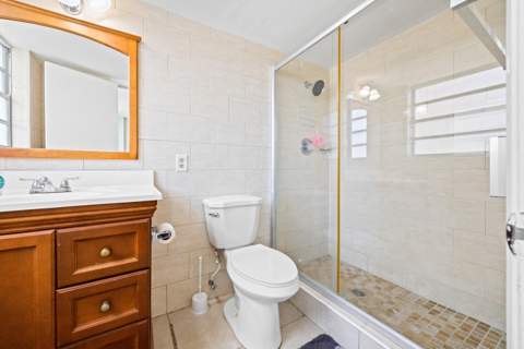 137 Golden Isles Drive #501, Hallandale Beach FL - photo 11 of 53