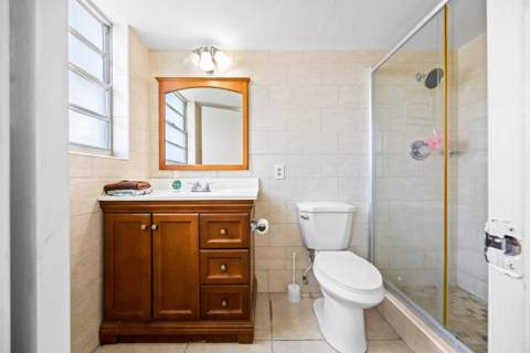 137 Golden Isles Drive #501, Hallandale Beach FL - photo 12 of 53