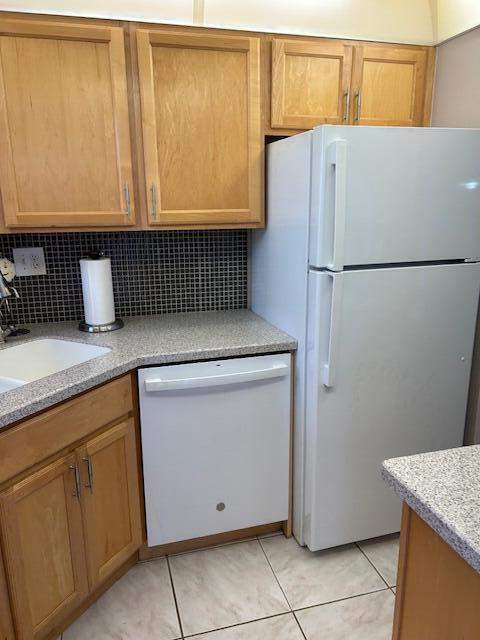 1903 SW Palm City Road #2, Stuart FL - photo 13 of 28