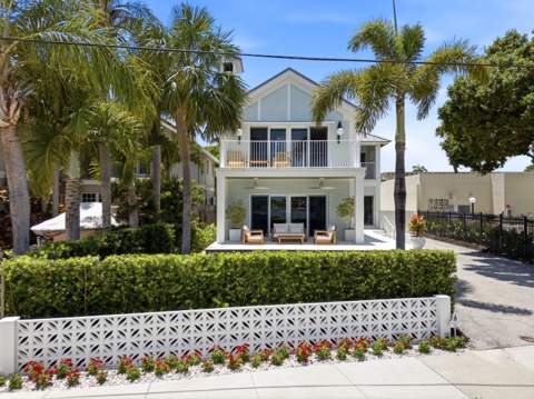325 Poinciana Drive, Fort Lauderdale FL - photo 6 of 52