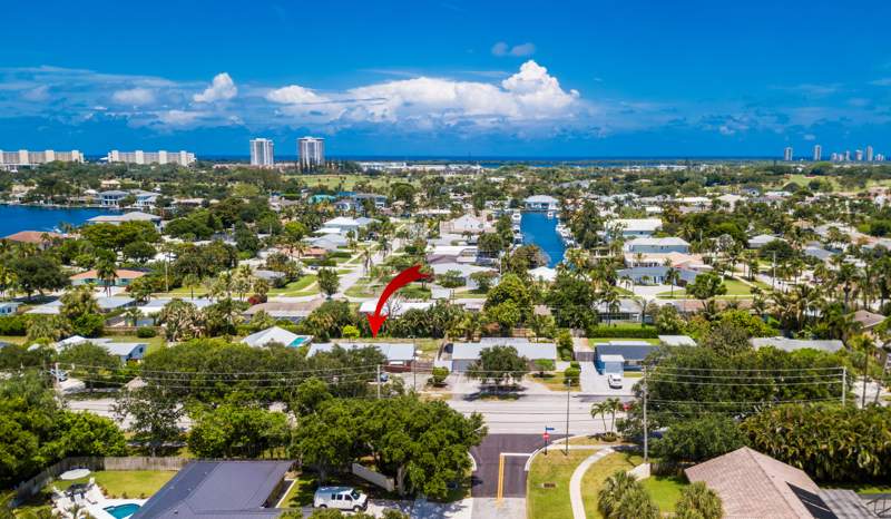 3 bedroom Single Family Residence at 928 Prosperity Farms Road, North Palm Beach Village Of 6, North Palm Beach — photo 2