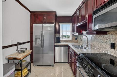 4505 S Ocean Boulevard #402, Highland Beach FL - photo 19 of 70