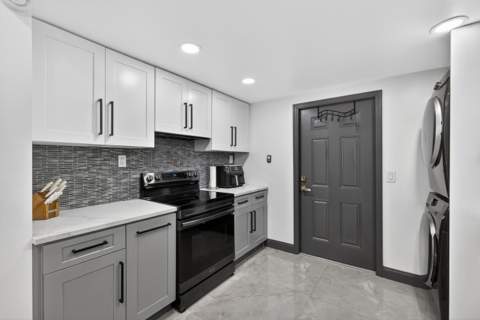 5500 West Place, Mangonia Park FL - photo 22 of 64