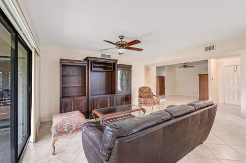 10851 Palm Lake Avenue #101, Boynton Beach FL - photo 10 of 40