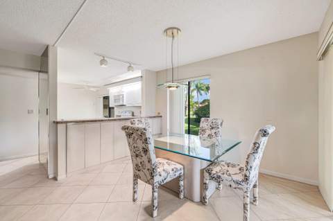 10851 Palm Lake Avenue #101, Boynton Beach FL - photo 12 of 40