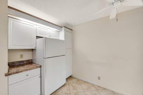 10851 Palm Lake Avenue #101, Boynton Beach FL - photo 14 of 40