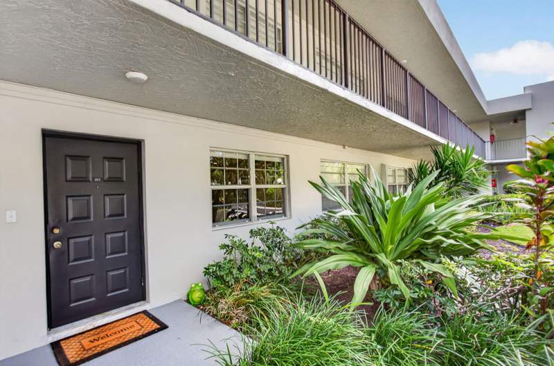 3 bedroom Condominium at 901 W Cypress Lane #103, Palm Aire Country Club, Pompano Beach — photo 2