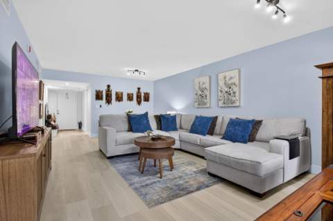 500 Oaks Lane #111, Pompano Beach FL - photo 10 of 25