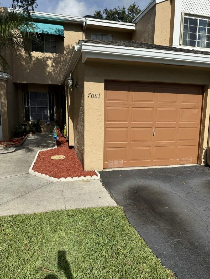 3 bedroom Single Family Residence at 7081 Woodmont Way, Cypress At Woodmont III 1, Tamarac — photo 2