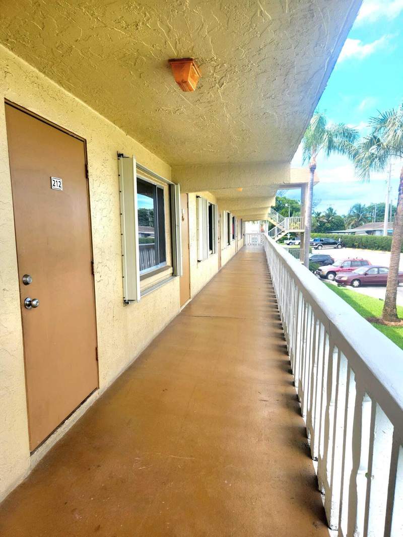 2 bedroom Condominium at 100 Village Green Circle #B212, Village Green, Palm Springs — photo 2