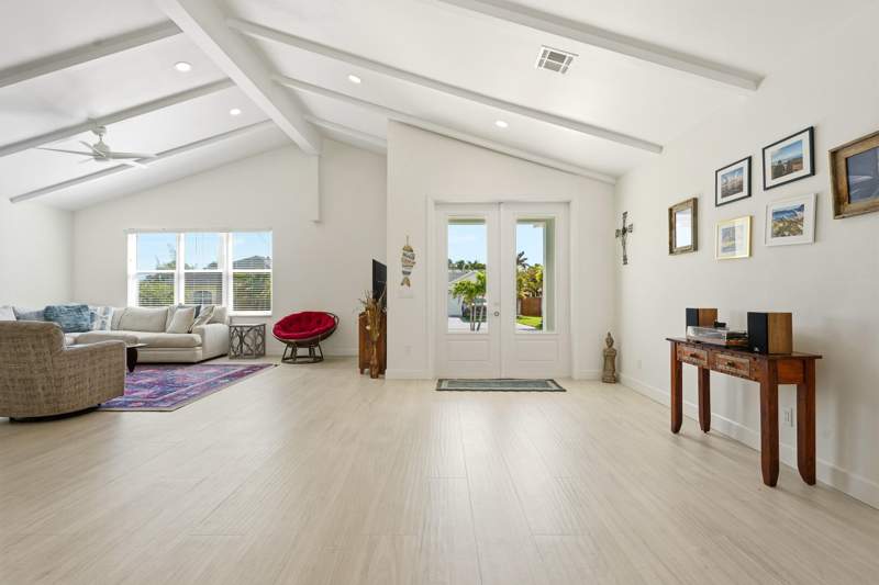 3 bedroom Single Family Residence at 1123 Granada, Tropical Beach, Hutchinson Island — photo 5