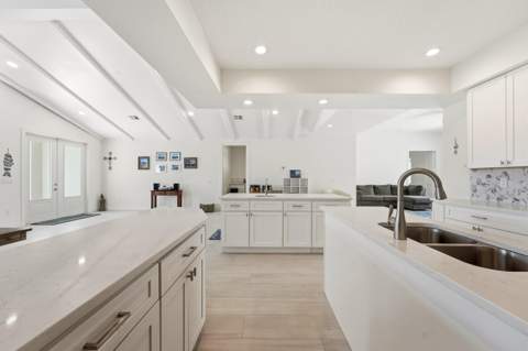 1123 Granada, Hutchinson Island FL - photo 9 of 39