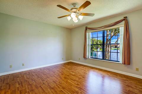 3283 Jog Park Drive, Greenacres FL - photo 13 of 35