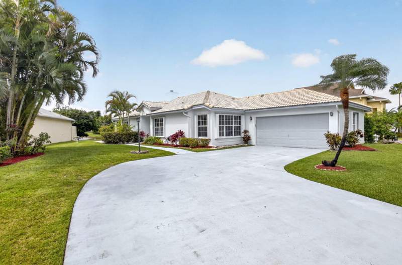 3 bedroom Single Family Residence at 6413 Lansdowne Circle, Lansdowne, Boynton Beach — photo 2