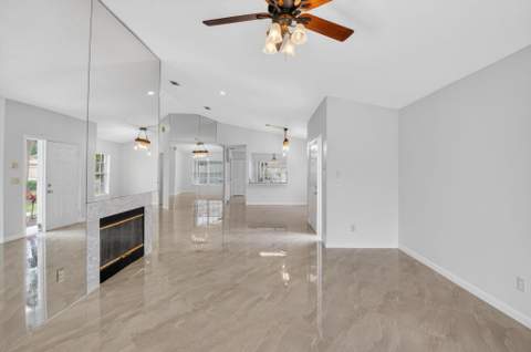 6413 Lansdowne Circle, Boynton Beach FL - photo 10 of 52