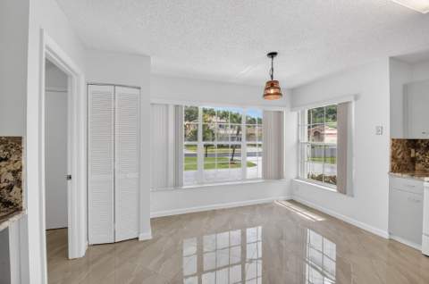 6413 Lansdowne Circle, Boynton Beach FL - photo 18 of 52