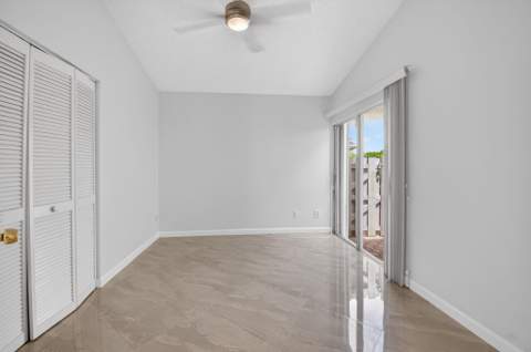 6413 Lansdowne Circle, Boynton Beach FL - photo 23 of 52
