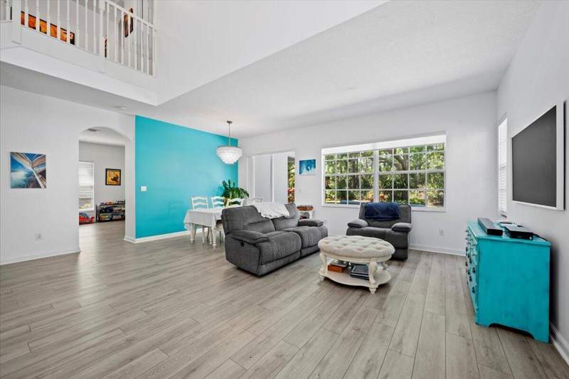 5 bedroom Single Family Residence at 956 Mill Creek Drive, EVERGRENE, Palm Beach Gardens — photo 4