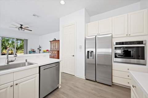 956 Mill Creek Drive, Palm Beach Gardens FL - photo 7 of 62