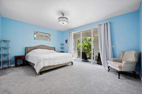 956 Mill Creek Drive, Palm Beach Gardens FL - photo 15 of 62