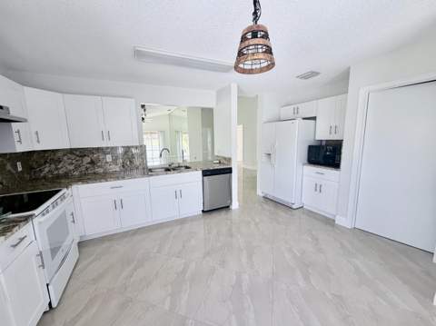 6413 Lansdowne Circle, Boynton Beach FL - photo 20 of 52