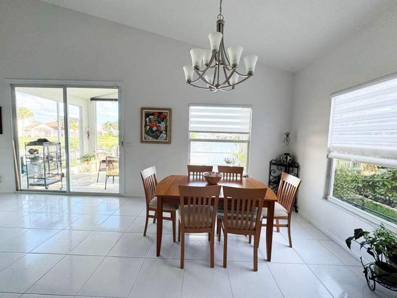 3 bedroom Single Family Residence at 109 Derby Lane, Saratoga At Royal Palm 5, Royal Palm Beach — photo 5