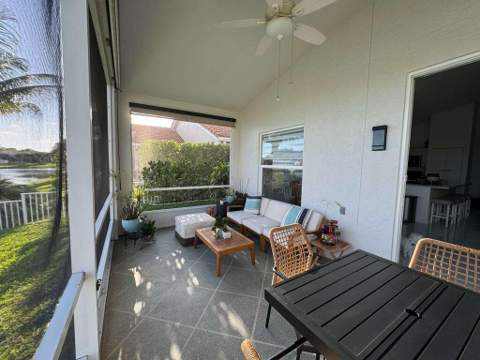 109 Derby Lane, Royal Palm Beach FL - photo 13 of 17