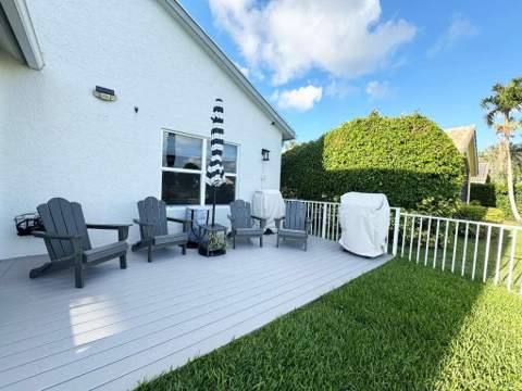 109 Derby Lane, Royal Palm Beach FL - photo 15 of 17