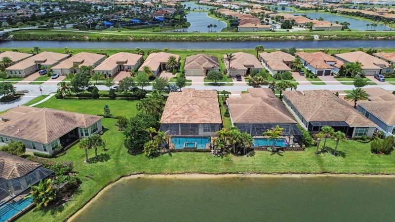 3 bedroom Single Family Residence at 21833 SW Tivolo Way, Verano Pud No. 1 Plat No. 17, Port St. Lucie — photo 5
