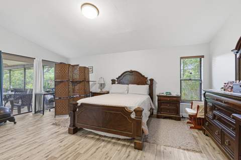 7040 Golf Pointe Circle, Tamarac FL - photo 18 of 45