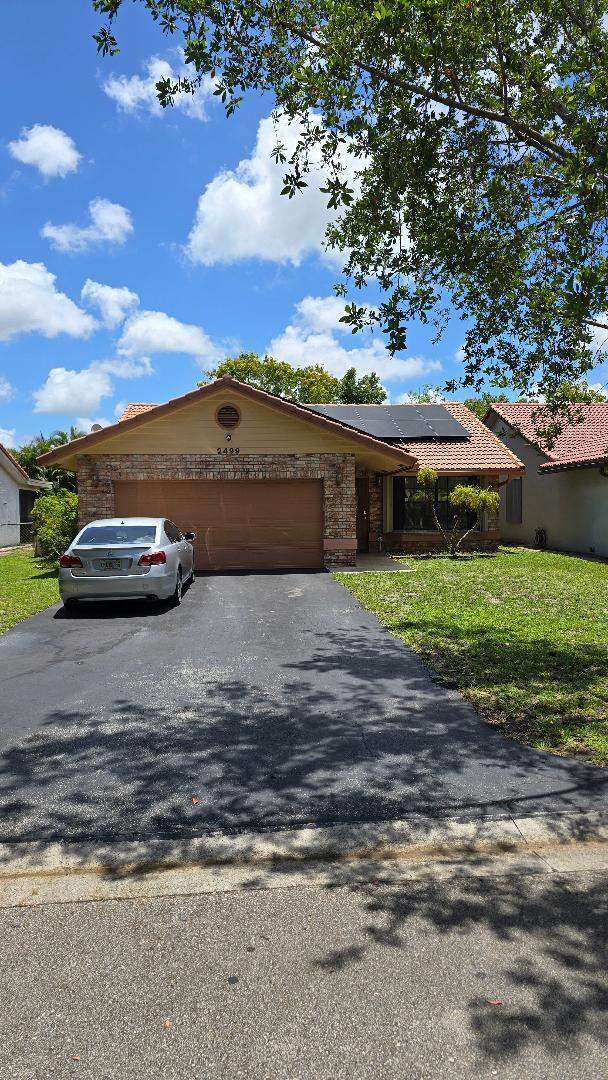 4 bedroom Single Family Residence at 2499 NW 92nd Avenue, Coral Springs University Drive, Coral Springs — photo 3